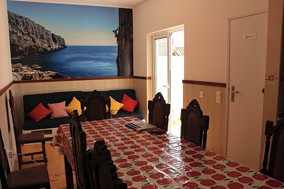 Racing Mackerel Hostel