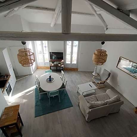 Suite with Balcony Sea View