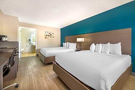 Queen Room with Two Queen Beds - Disability Access/Bath Tub