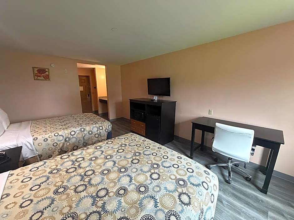 Paradise Inn & Suites