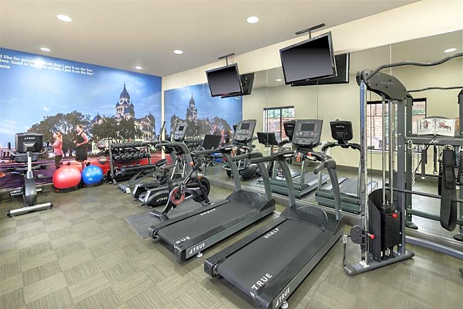 Best Western Premier Crown Chase Inn & Suites