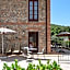 Hotel Casolare Le Terre Rosse