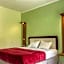 Pondok Mesari RedPartner Near Legian Beach