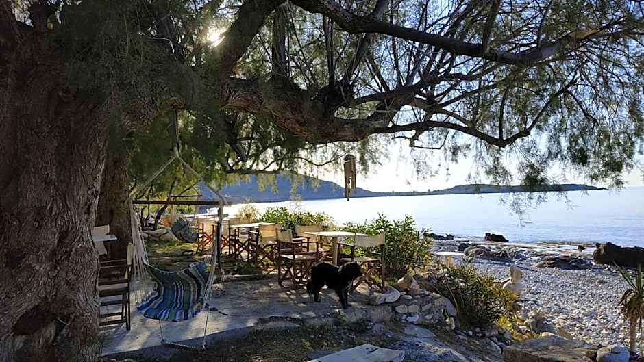 Georgoshouse Lykos beach Sfakia