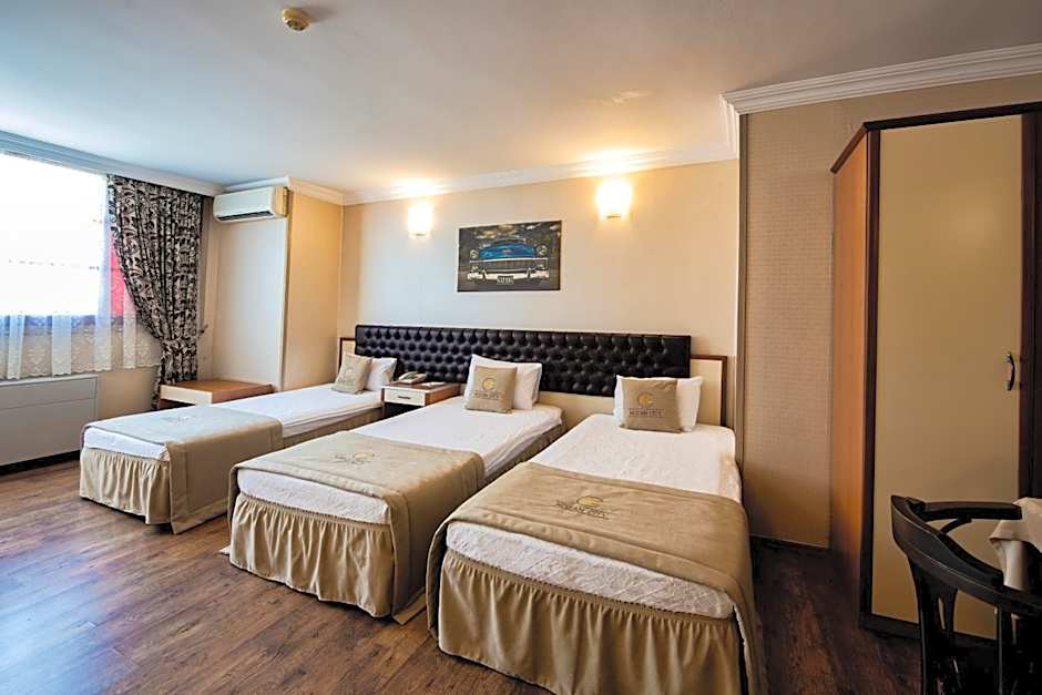 Kozan City Hotel