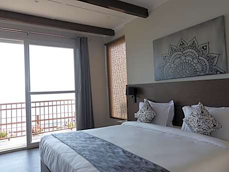 The Rudraksh, A Himalayan Retreat