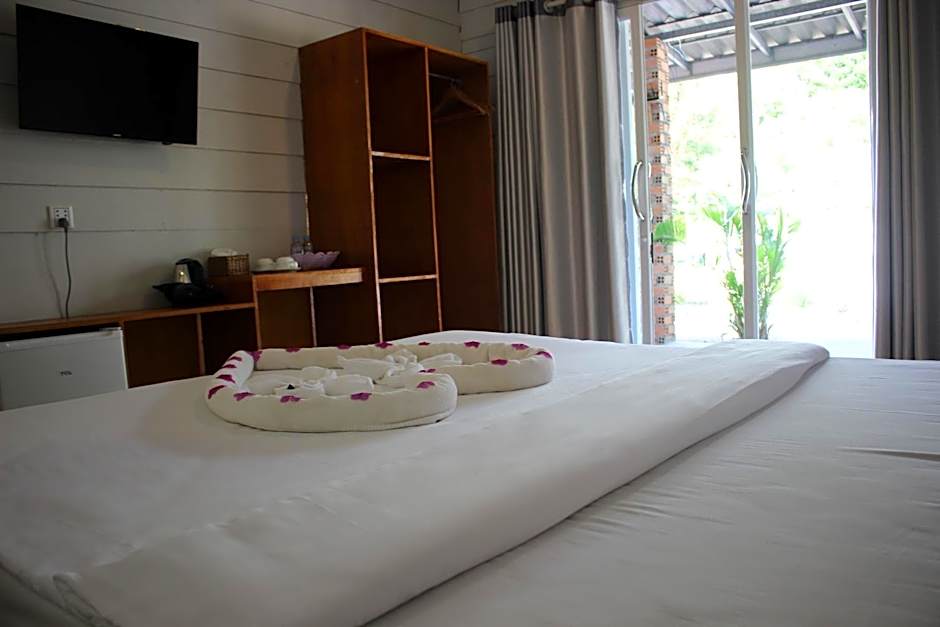 Scarlet Sails Villa Koh Rong