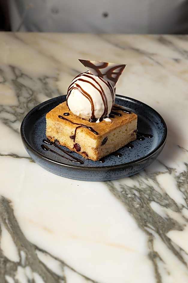 Guildford Harbour Hotel