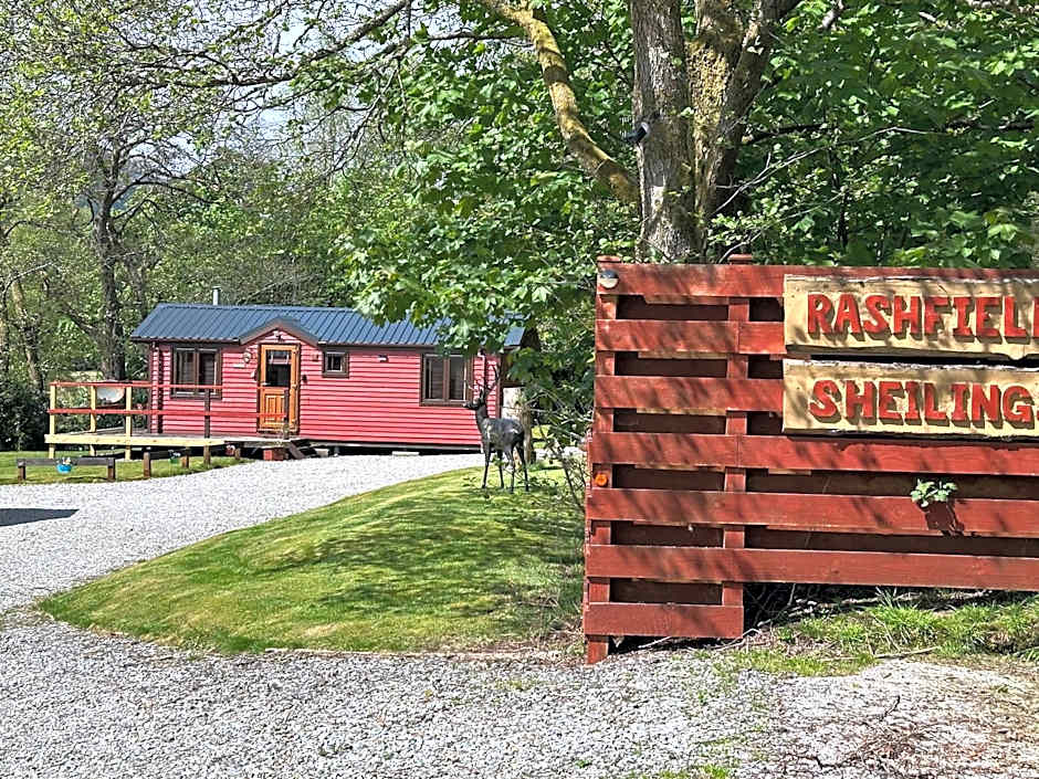 Rashfield Sheilings - Riverside Lodges, by Pucks Glen, Dunoon