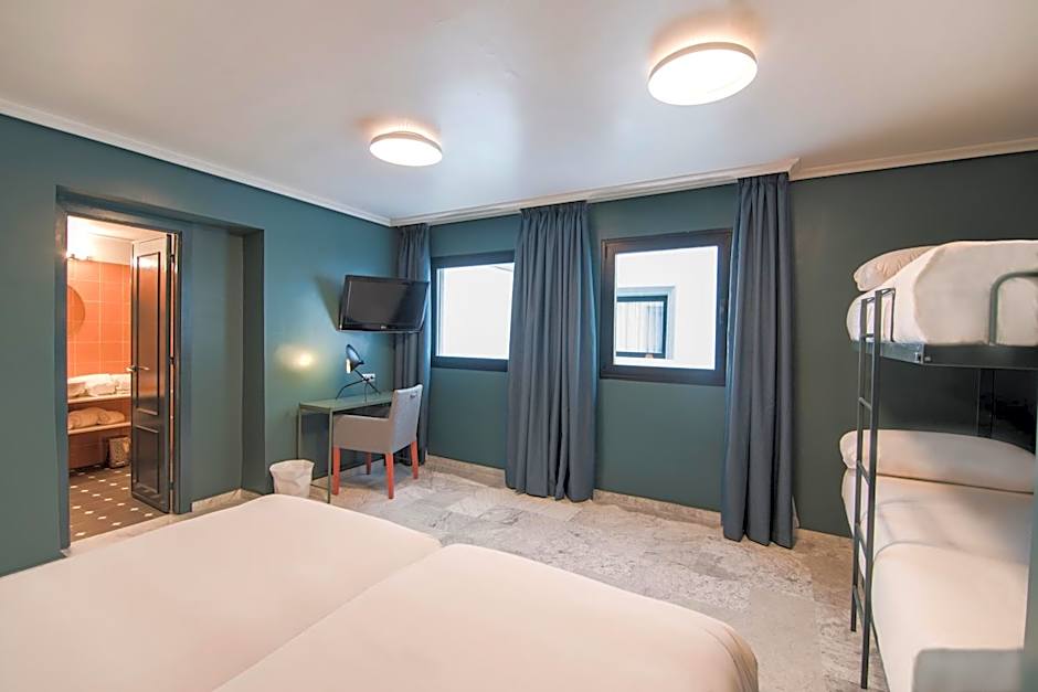 Petit Palace Puerta de Triana