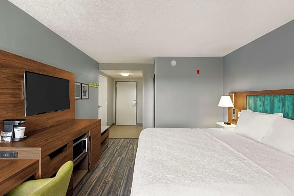 Hampton Inn By Hilton And Suites Ft. Lauderdale-Airport