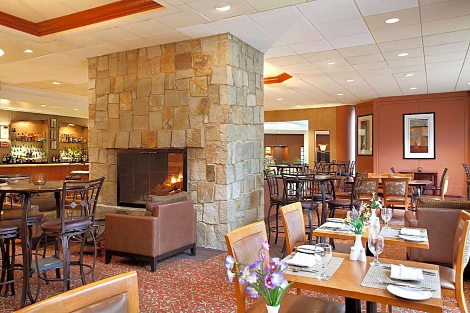 DoubleTree by Hilton Hotel Boston - Bedford Glen