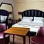 HM MotelHotel