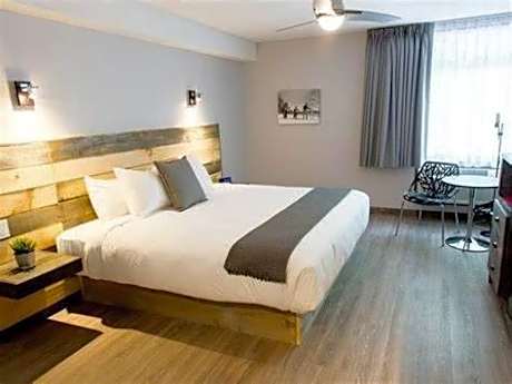 Hotel Far Hills