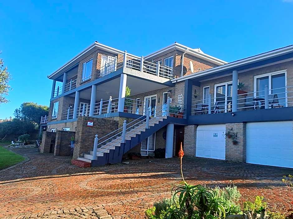 Amzee Bokmakierie Guest House