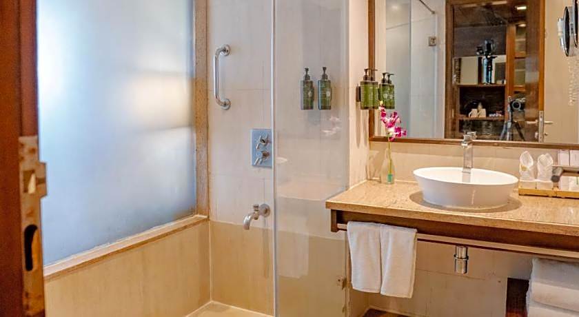 Royal Orchid Central Jaipur, Bani Park