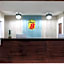 Super 8 by Wyndham Lubbock West 