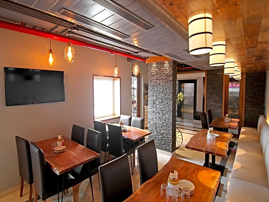 Nirwana Hometel Jaipur - A Sarovar Hotel