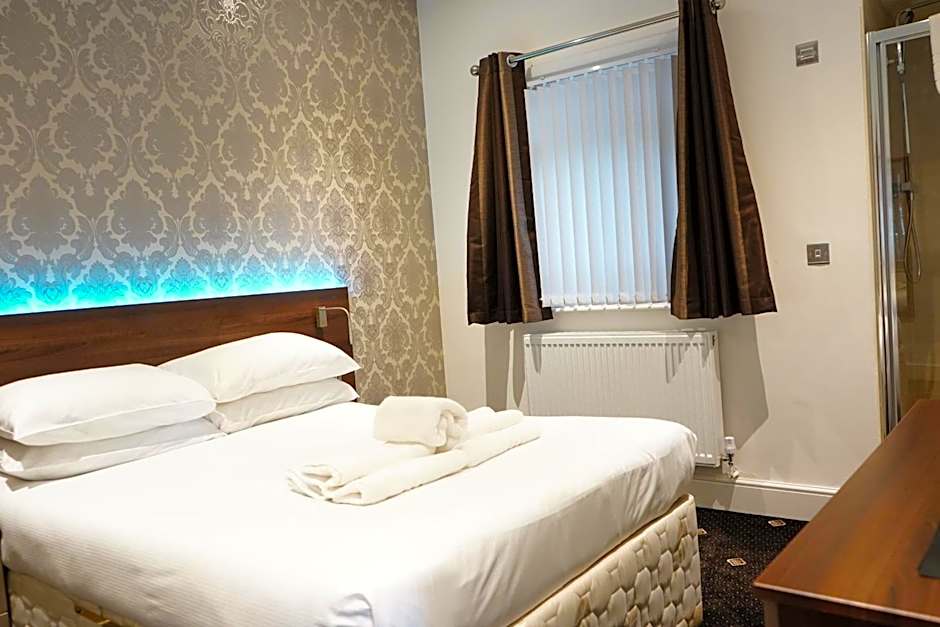 Marlborough Hotel