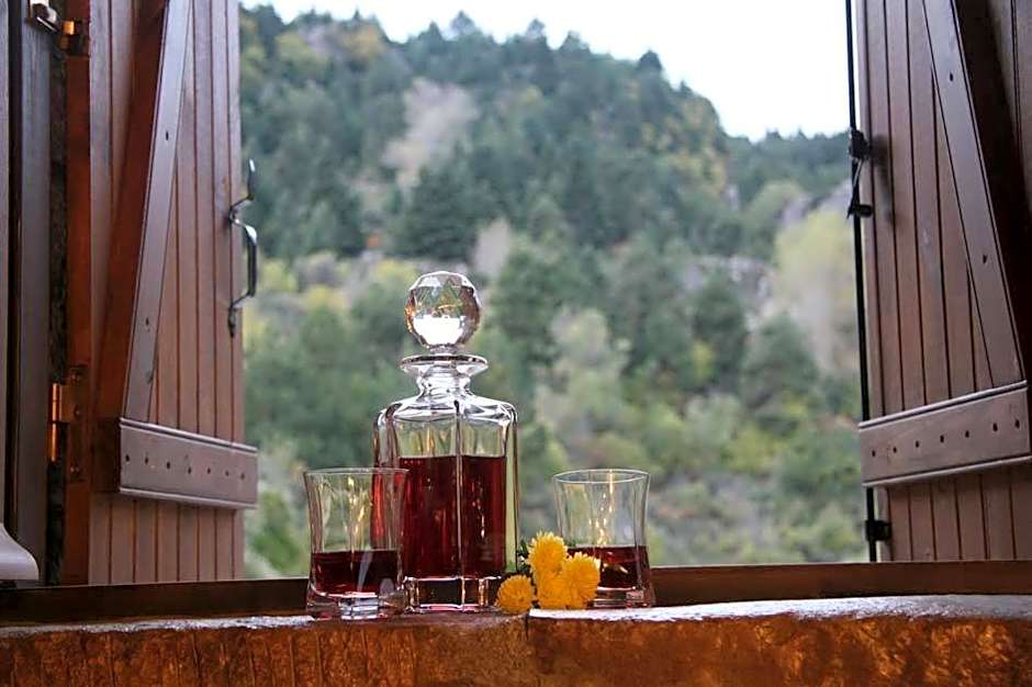 Pigi Tarlampa Hotel