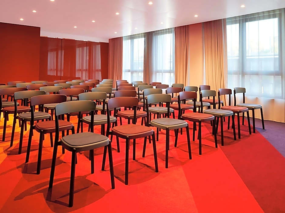 SO/ Paris Hotel