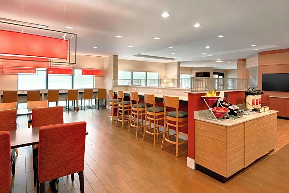 TownePlace Suites by Marriott Pittsburgh Airport/Robinson Township