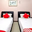 OYO 714 Arina Hotel