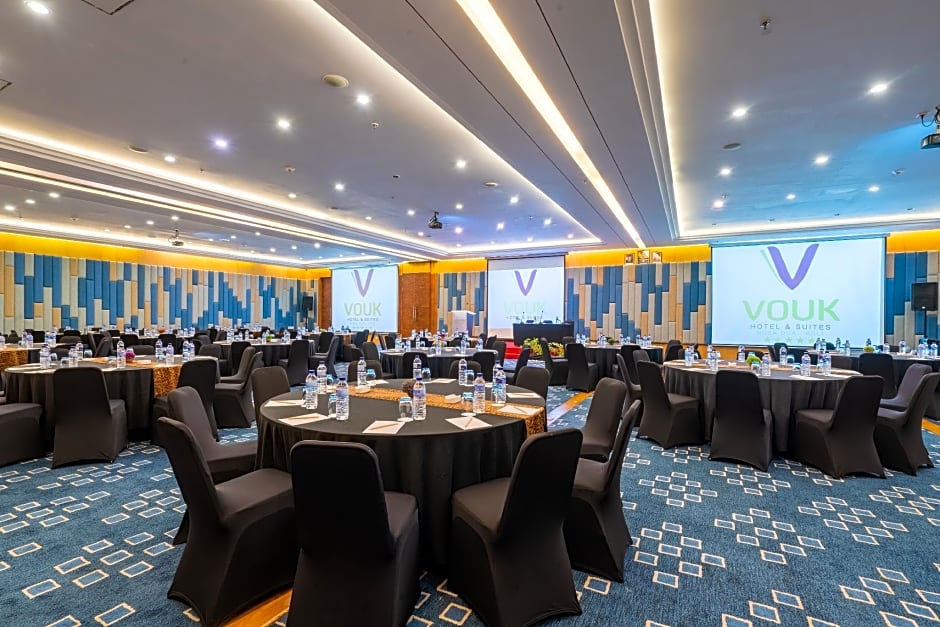Vouk Hotel & Suites