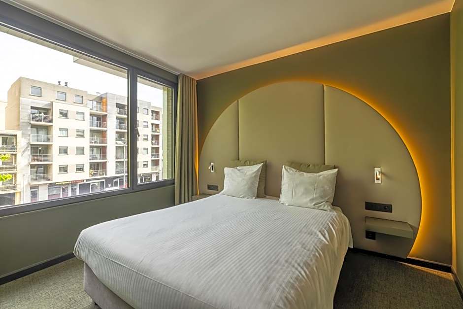 Green Hotel
