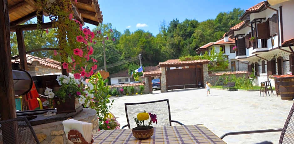 Family Hotel Dinchova kushta