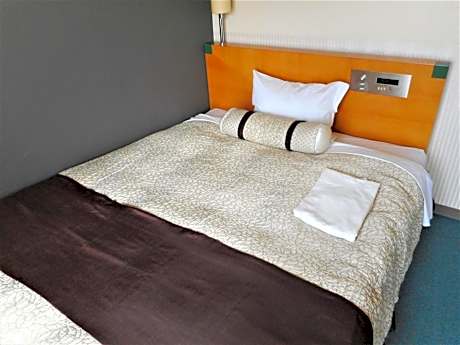 Double Room with Small Double Bed - Smoking