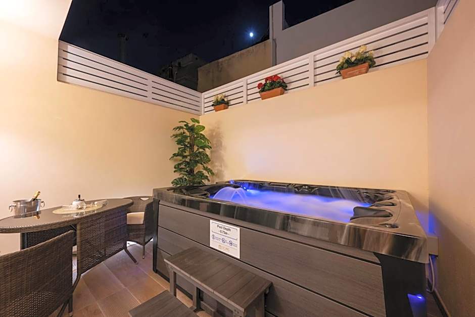 Domus Boutique Hotel