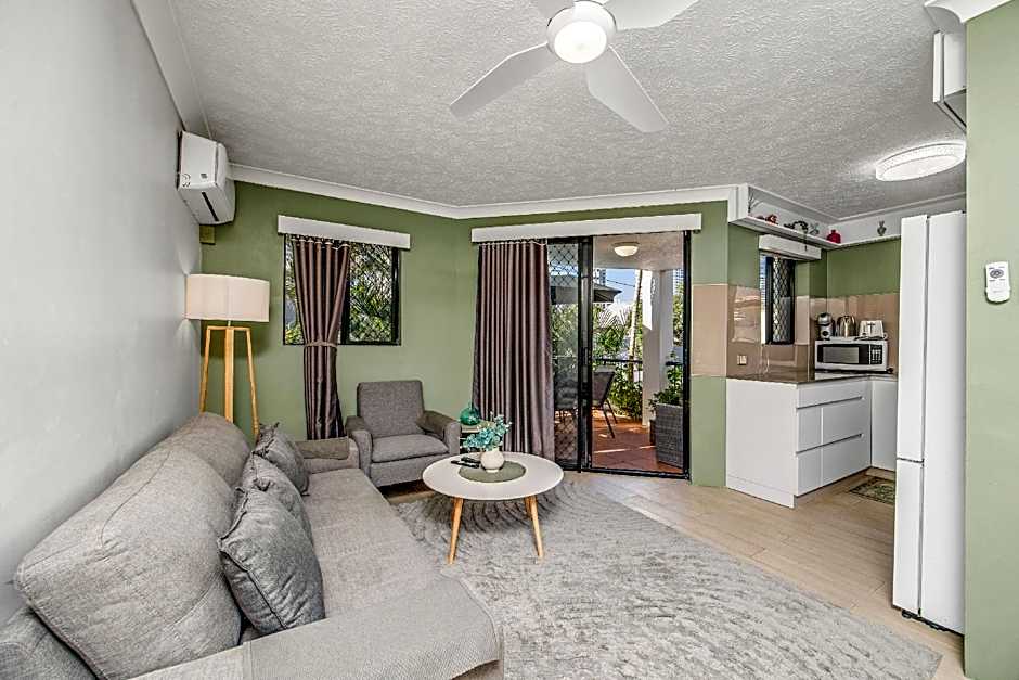 Chevron Palms Holiday Apartments