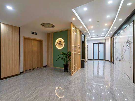 Radisson Blu Hotel (Beilun Huashan Road)