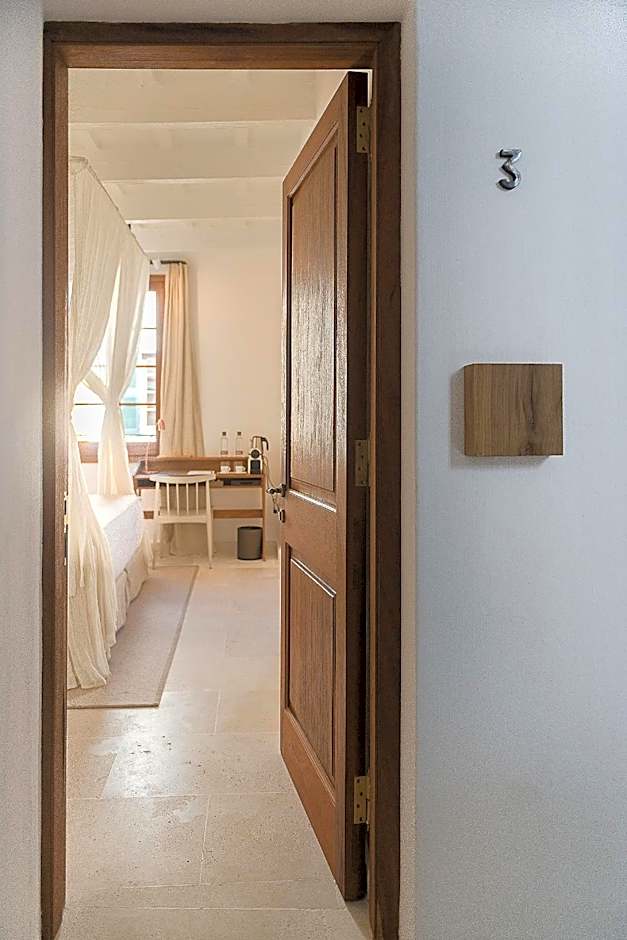 S'Hotelet d'es Born - Suites & SPA