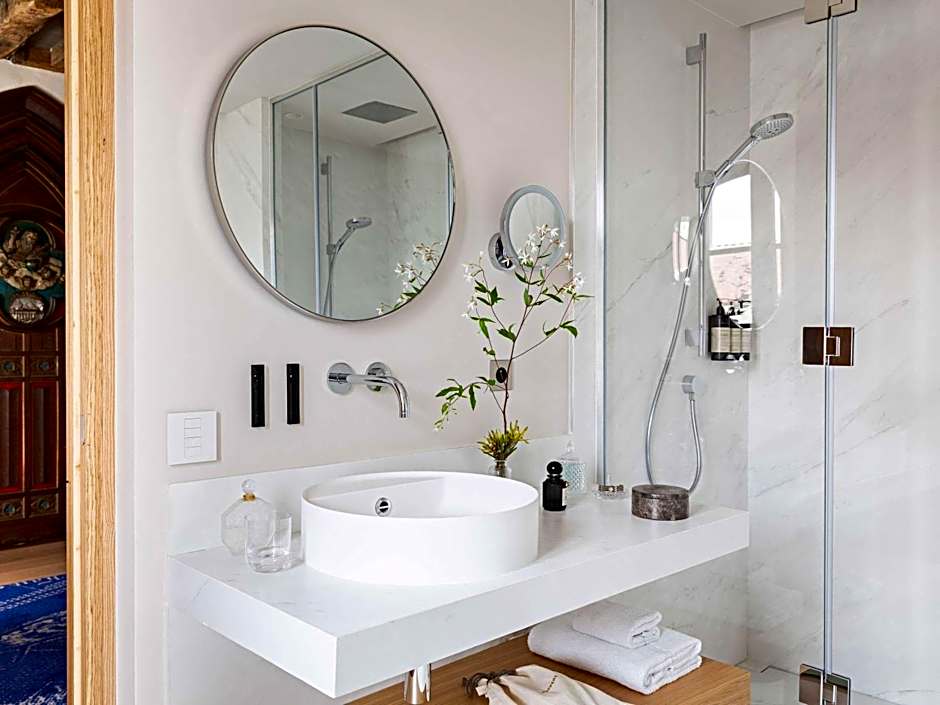 Domaine Reine Margot Paris Issy MGallery Collection