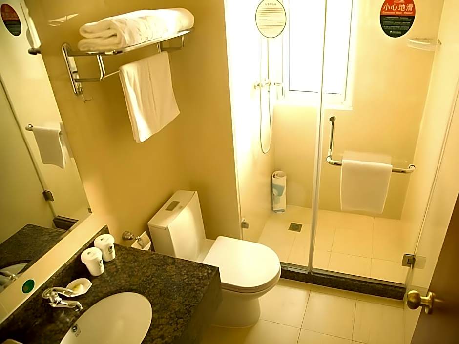 GreenTree Inn Taizhou JingJiang Zhongzhou Road Sunshine international business hotel