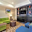 Comfort Inn & Suites Paris