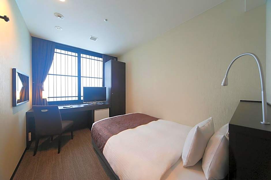 Photo 1 of 6 of Single Room - Non-Smoking