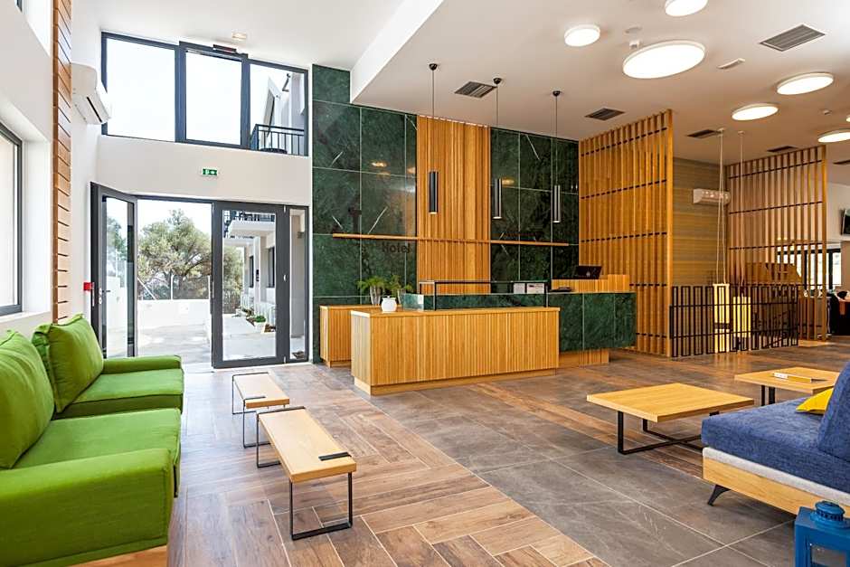 T Hotel Premium Suites