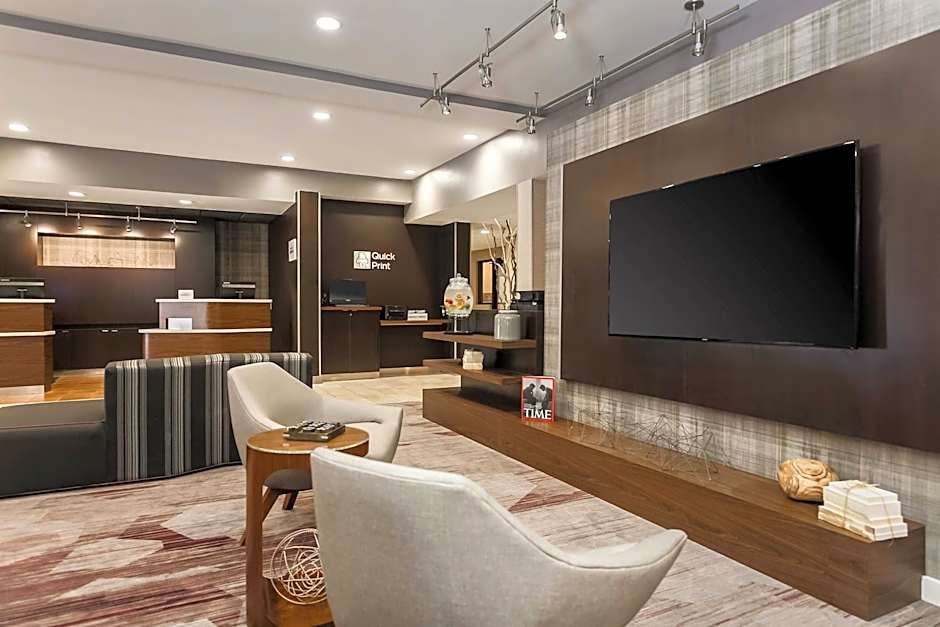 Courtyard by Marriott Tampa Brandon
