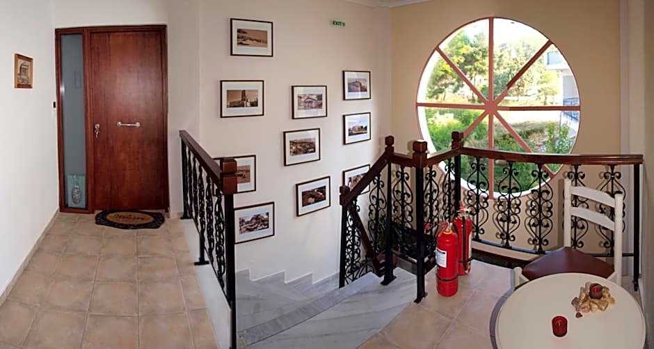 Anatoli Apartments Polichrono