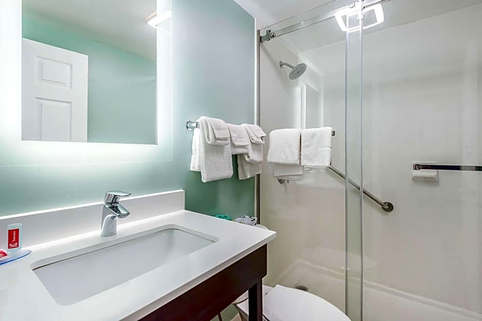 Quality Inn & Suites Lincoln I-93