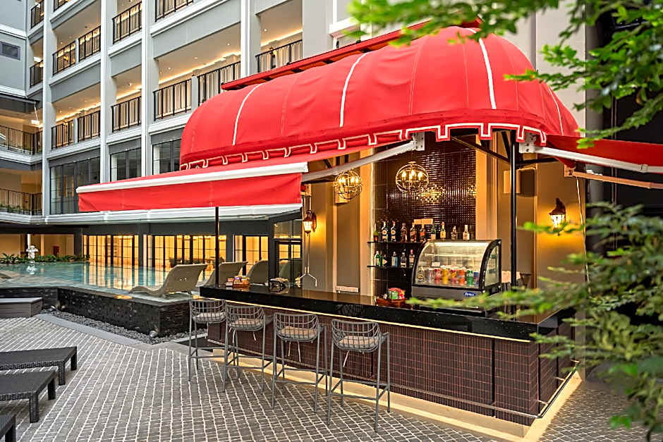 Chateau Du Village Patong