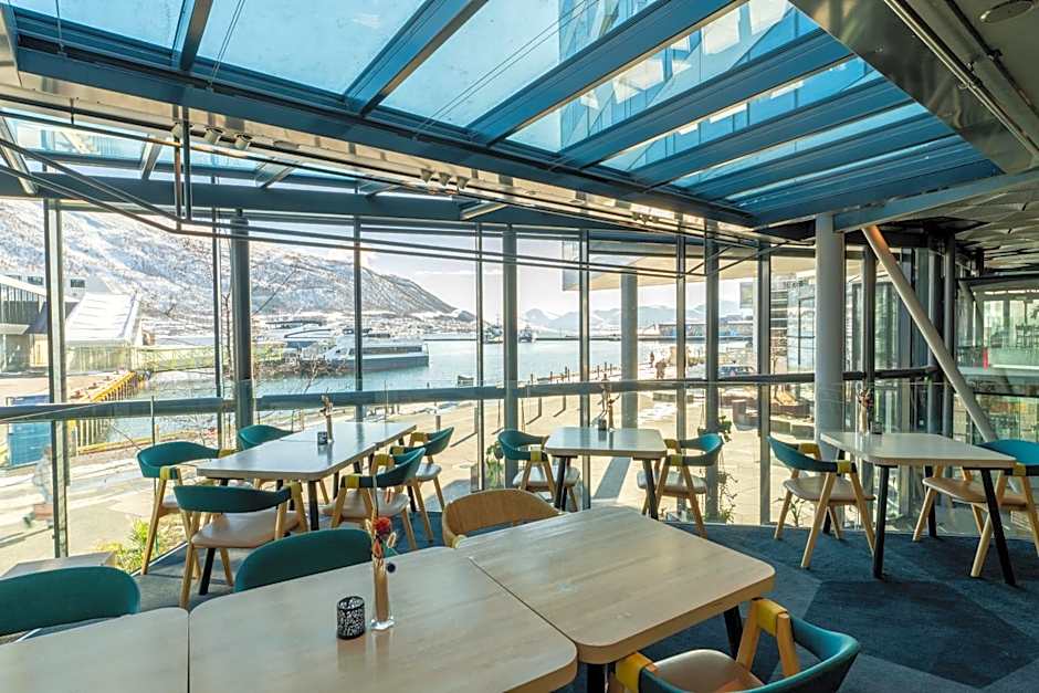 Clarion Hotel The Edge