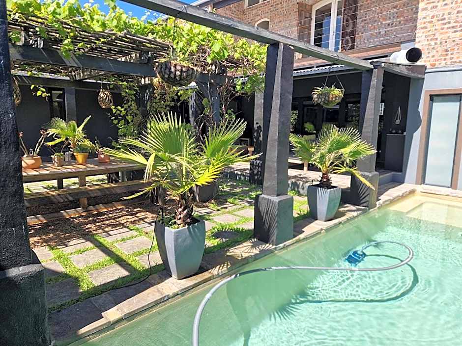 CLEMENT ONE, a villa for family & friends