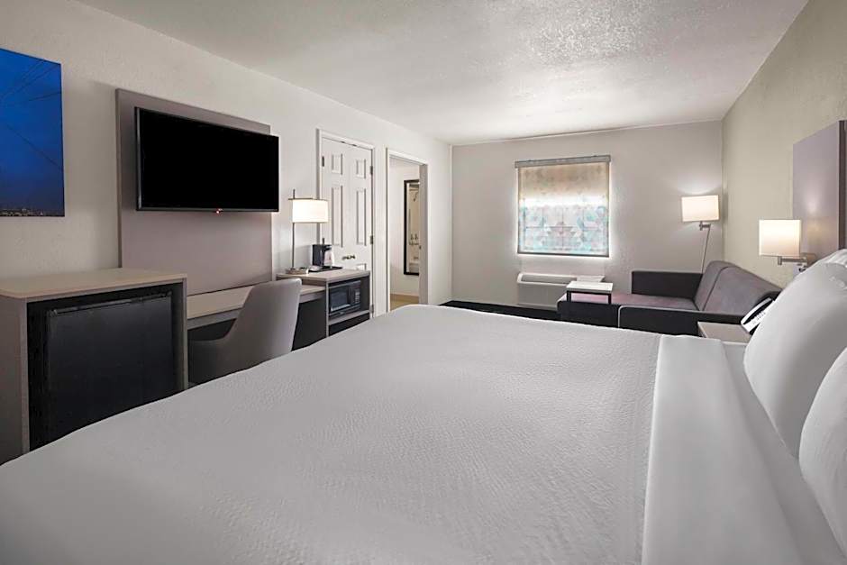 La Quinta Inn by Wyndham Omaha West