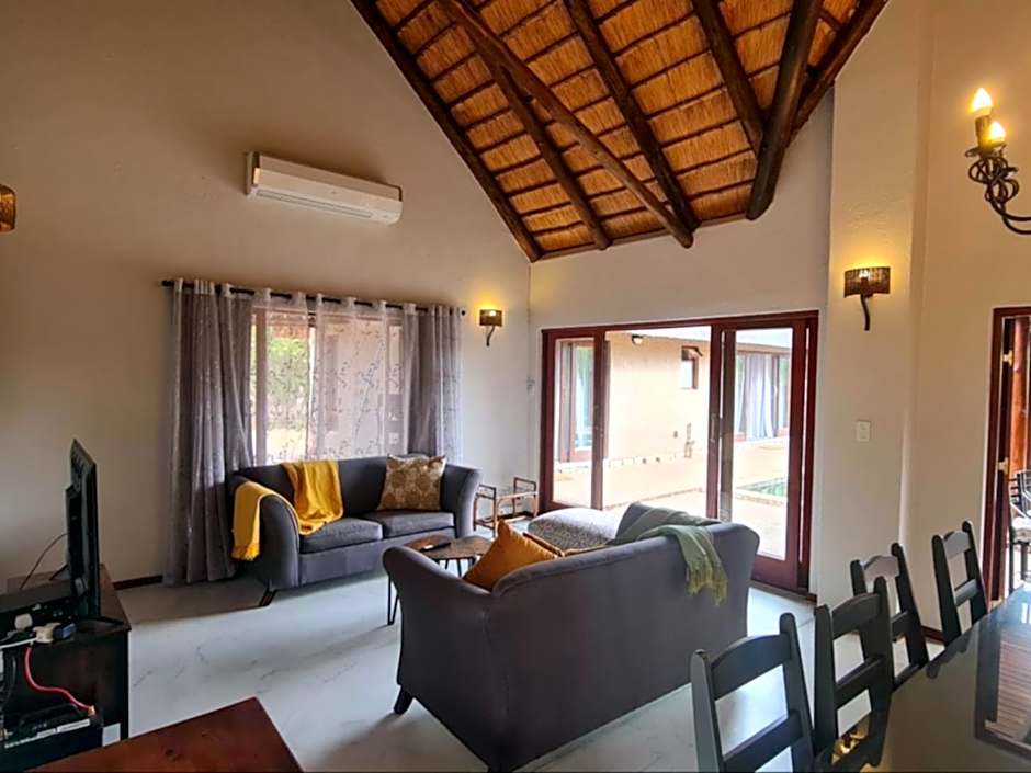 Hoedspruit Bush Stay