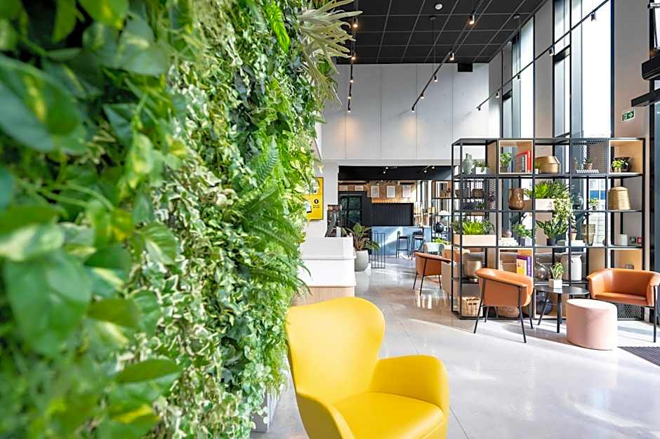 Staycity Aparthotels Paris La Defense