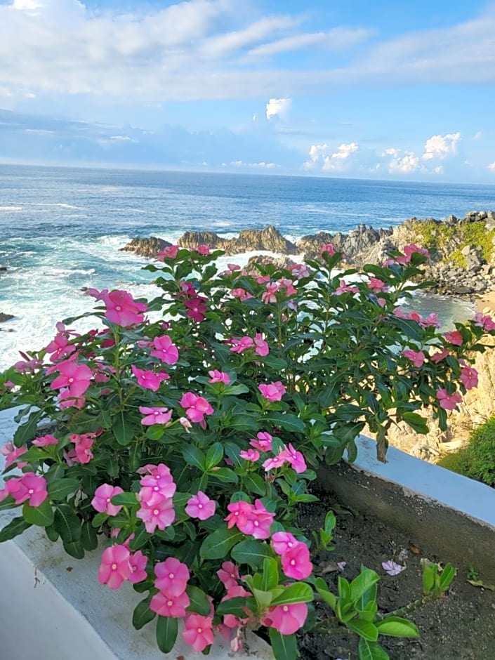 Hotel Luz de Mar ' right on the beach